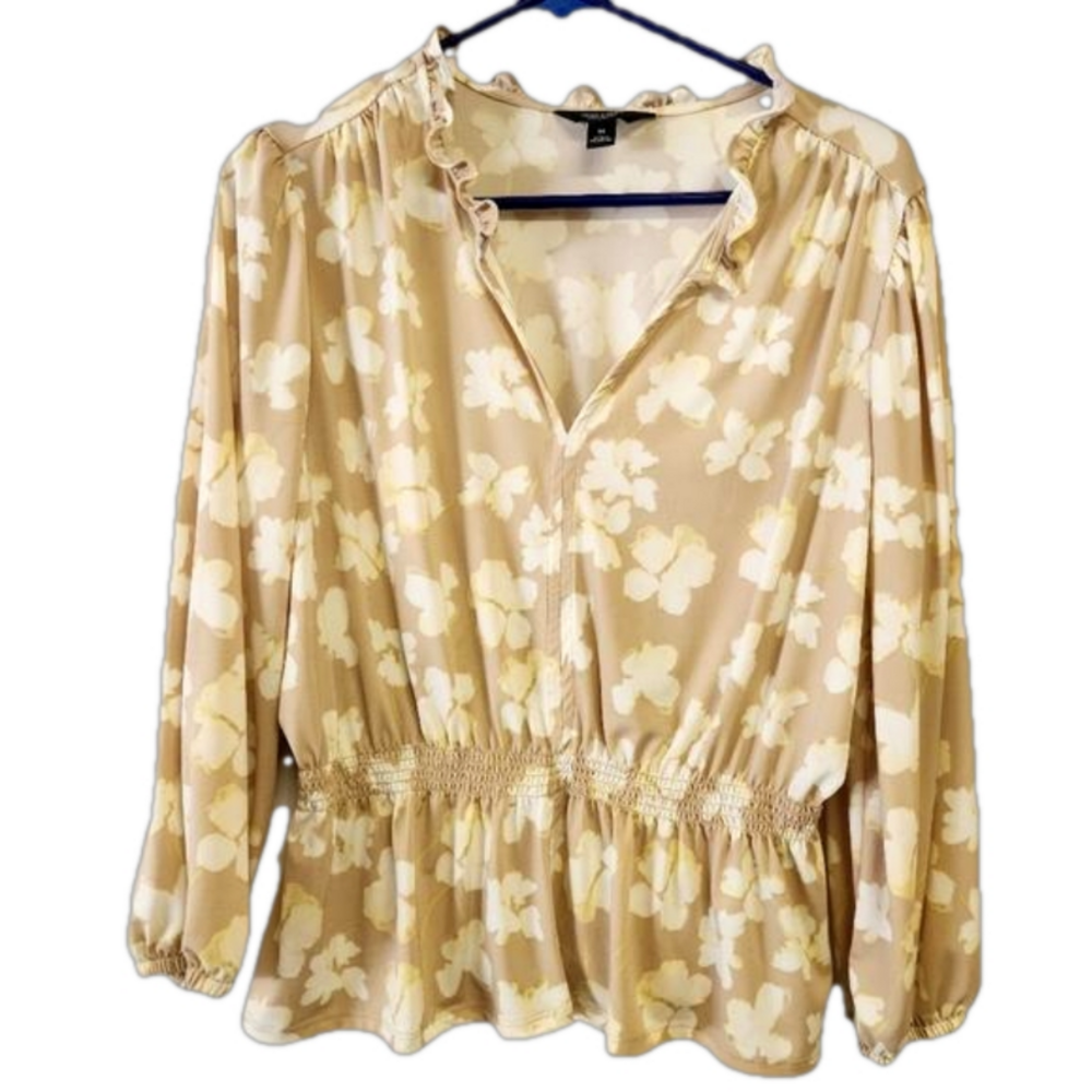 3/$25 Simply Vera Vera Wang tan cream long sleeve floral blouse size Medium